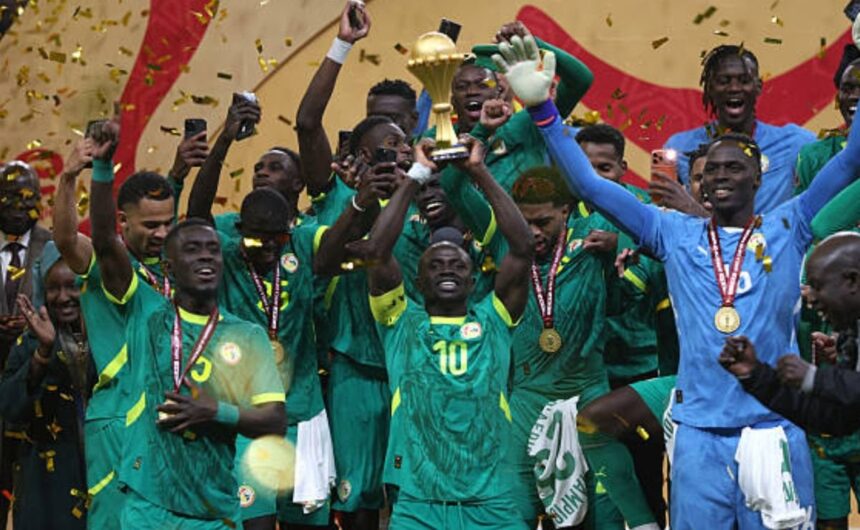 Primera respuesta de Senegal tras perder la Copa A La Selección de Senegal reaccionó con dureza tras la sanción administrativa que les quitó la victoria en la Copa de África, lanzando dardos a sus rivales.