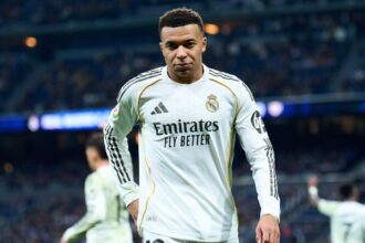 Si Mbappe vuelve a jugar con Real Madrid no llegar La estrella del Real Madrid, Kylian Mbappé, podría perderse el Mundial si no gestiona su carga física, generando preocupación en el entorno de Francia.