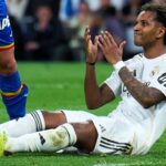 Tras la lesion de Rodrygo hasta 7 figuras interna La lesión de Rodrygo con el Real Madrid enciende las alarmas. Son siete las estrellas internacionales que peligran para las próximas grandes citas del fútbol.