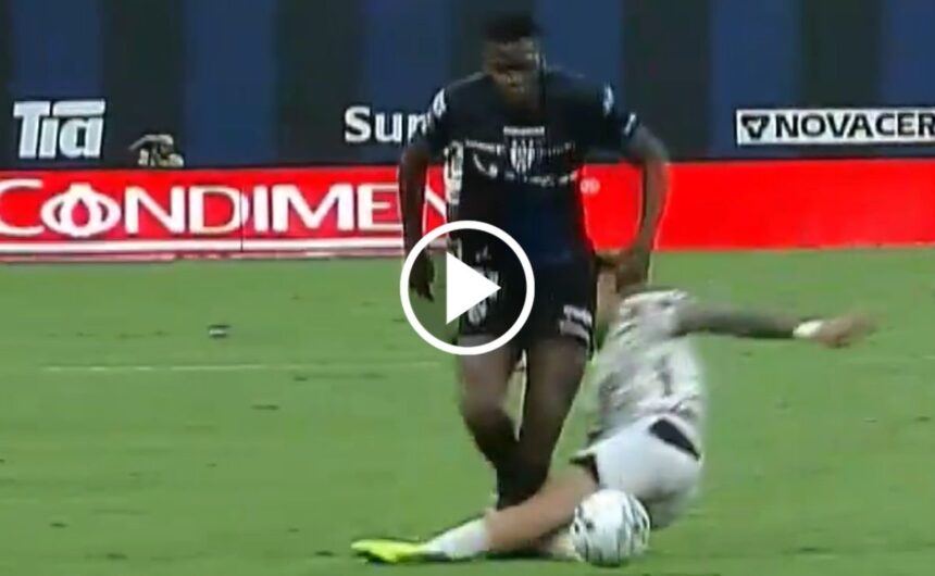 VIDEO Jean Pierre Arroyo Vernaza sufre una terri El volante Jean Pierre Arroyo de Independiente del Valle sufrió una escalofriante lesión que conmocionó a los aficionados del fútbol ecuatoriano.