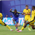 6LOQECGXQVEVNHCIP7YZAAKP74 Tras la derrota por 1-0 frente a Costa de Marfil y el empate sin goles ante Curazao, Ecuador quedó al borde de la eliminación en el Mundial 2026. La Tri suma apenas un punto en dos partidos, no ha marcado goles y afrontará la última fecha ante una Alemania que ya aseguró su clasificación tras ganar sus dos primeros encuentros.