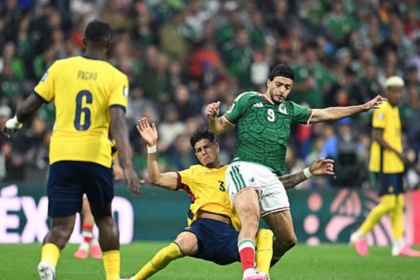image 4 La ilusión de Ecuador en el Mundial 2026 terminó antes de lo esperado. La derrota frente a Costa de Marfil (1-0), el empate sin goles ante Curazao y la caída contra Alemania sentenciaron la eliminación de una selección que llegó con expectativas altas, pero que nunca encontró regularidad en la fase de grupos. El equipo de Sebastián Beccacece cerró su participación con apenas un punto de nueve posibles y sin poder marcar un solo gol.