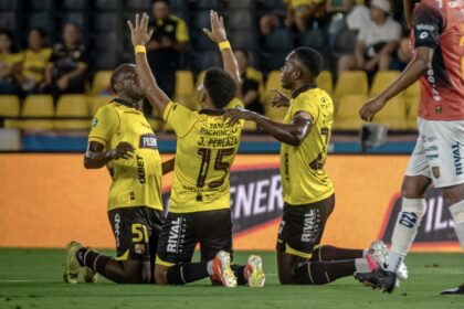 img 7505 El conjunto amarillo derrotó 2-0 a Deportivo Cuenca en el estadio Monumental, en el compromiso correspondiente a la fecha 17 de la LigaPro, marcando un regreso exitoso a la competencia local luego del receso por la Copa del Mundo.