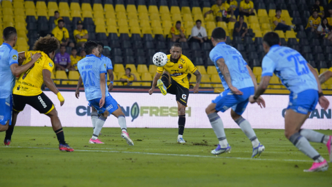 image 1 Barcelona SC volvió a recibir un duro golpe. El Ídolo cayó 1-2 ante Macará en el estadio Monumental y la derrota provocó la reacción de un sector de la hinchada.